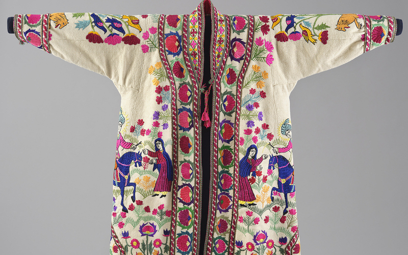 This digital exhibit focuses on the Aga Khan Museum’s PS24 Robe and aims to identify its thematic commonalities, possible origins in Central Asia, and broader lessons learned through investigating the artefact in a digital context. Created as part of the CollectionBuilder course at the Digital Humanities Summer Institute (DHSI).