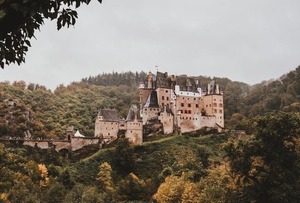 This collection has gathered fables and fairy tales from one side of the globe to the other.